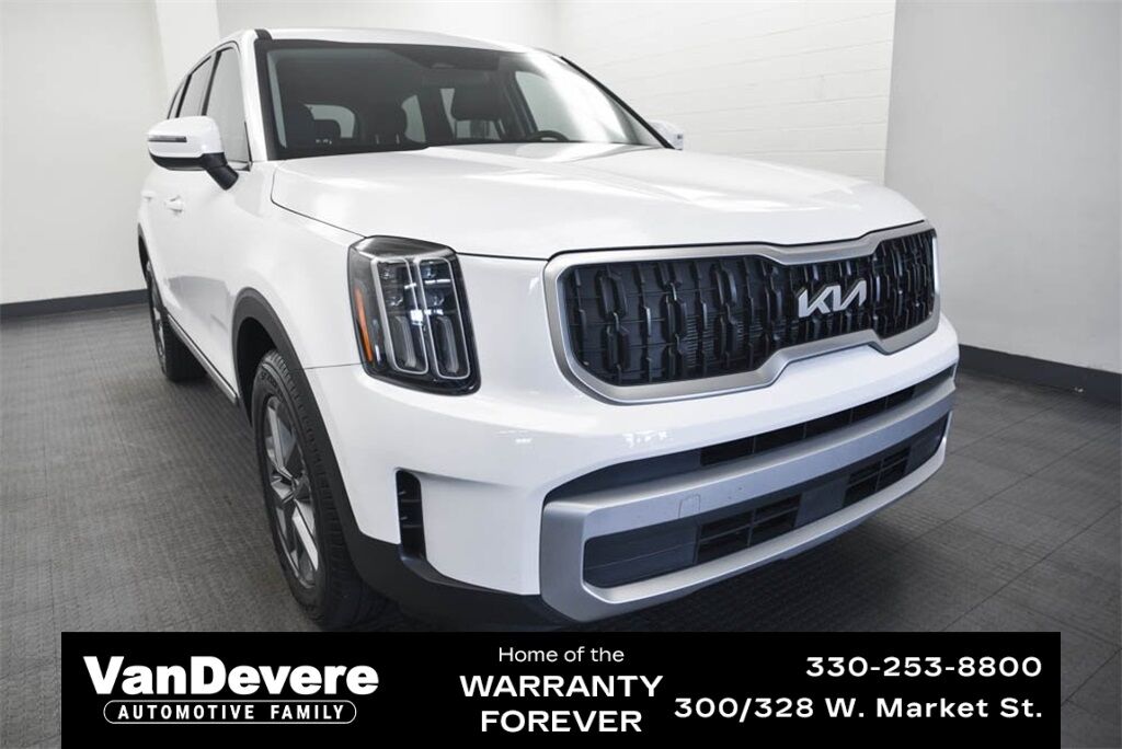 Used 2024 Kia Telluride LX FWD