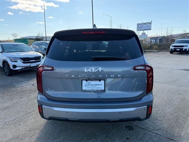 2024 Kia Telluride LX