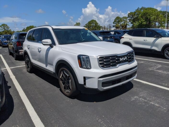 2024 Kia Telluride S Oshkosh WI