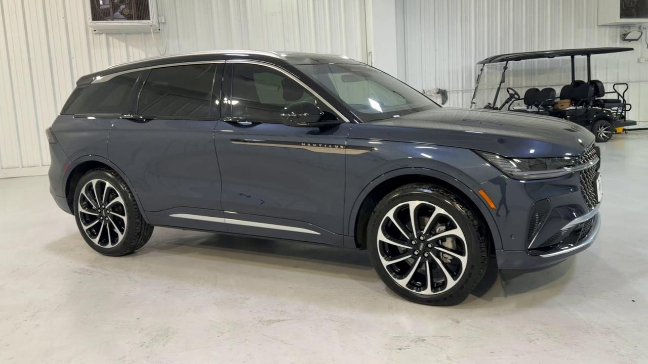 2024 LINCOLN Nautilus Black Label