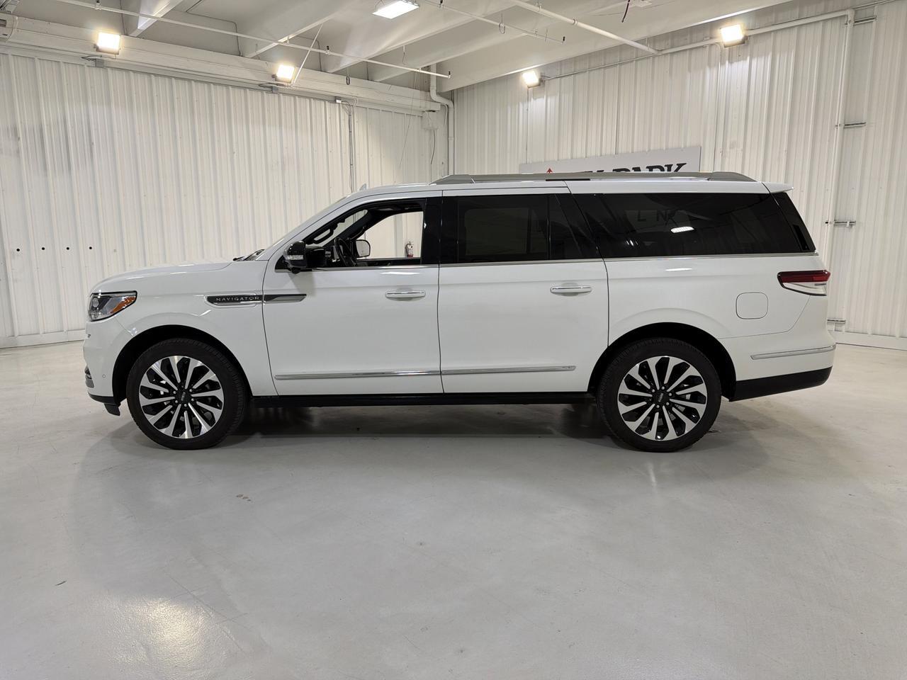 2024 LINCOLN Navigator L Reserve San Antonio TX