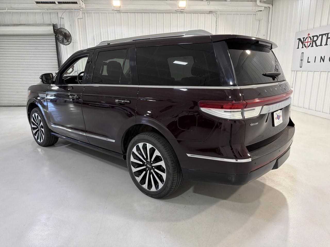 2024 LINCOLN Navigator Reserve