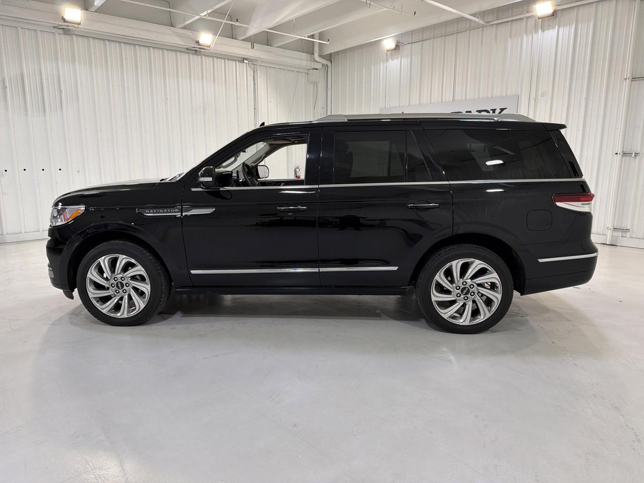 2024 LINCOLN Navigator Reserve San Antonio TX