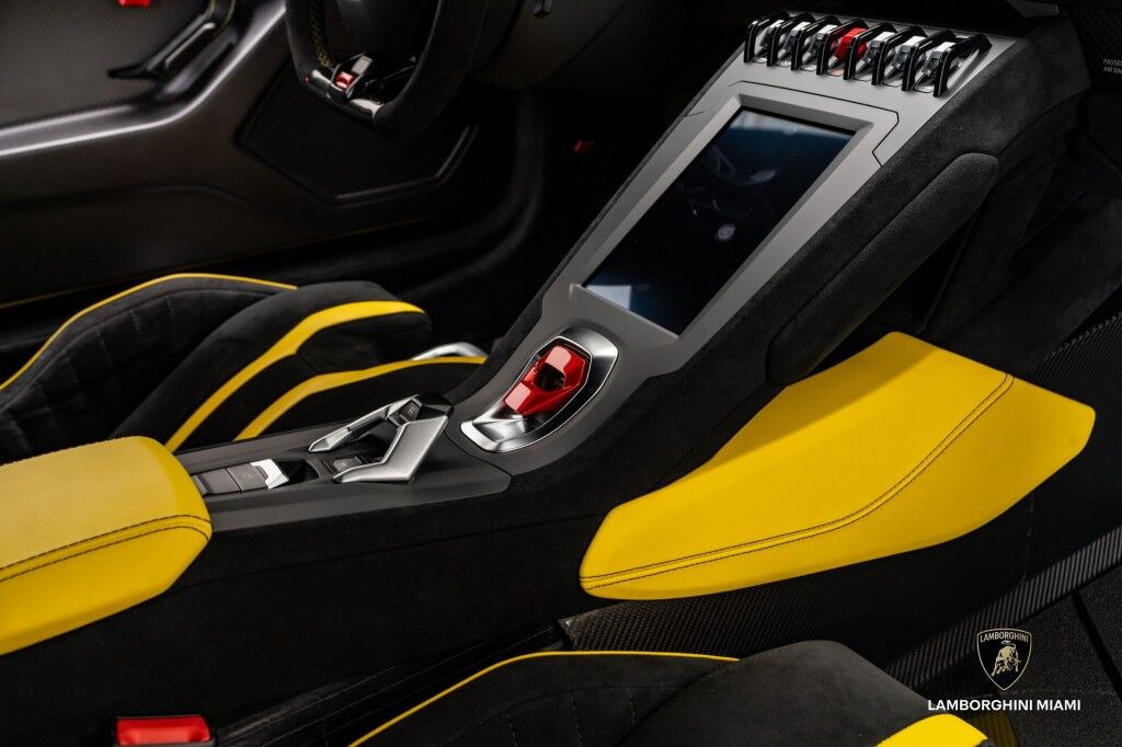 2024 Lamborghini Huracan North Miami Beach FL