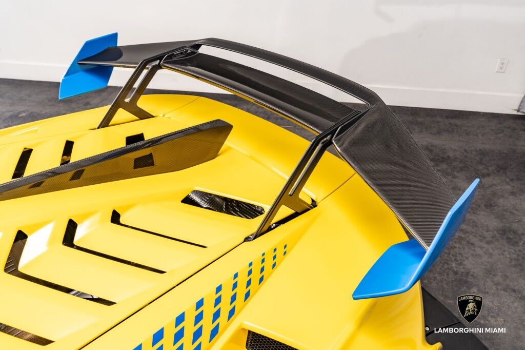 2024 Lamborghini Huracan North Miami Beach FL