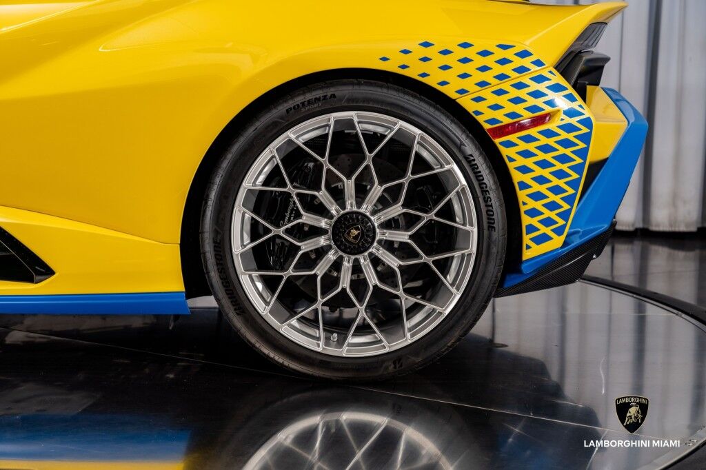 2024 Lamborghini Huracan North Miami Beach FL
