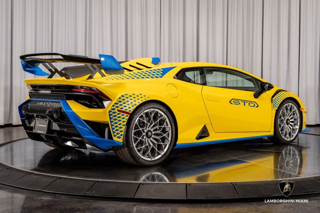 2024 Lamborghini Huracan North Miami Beach FL