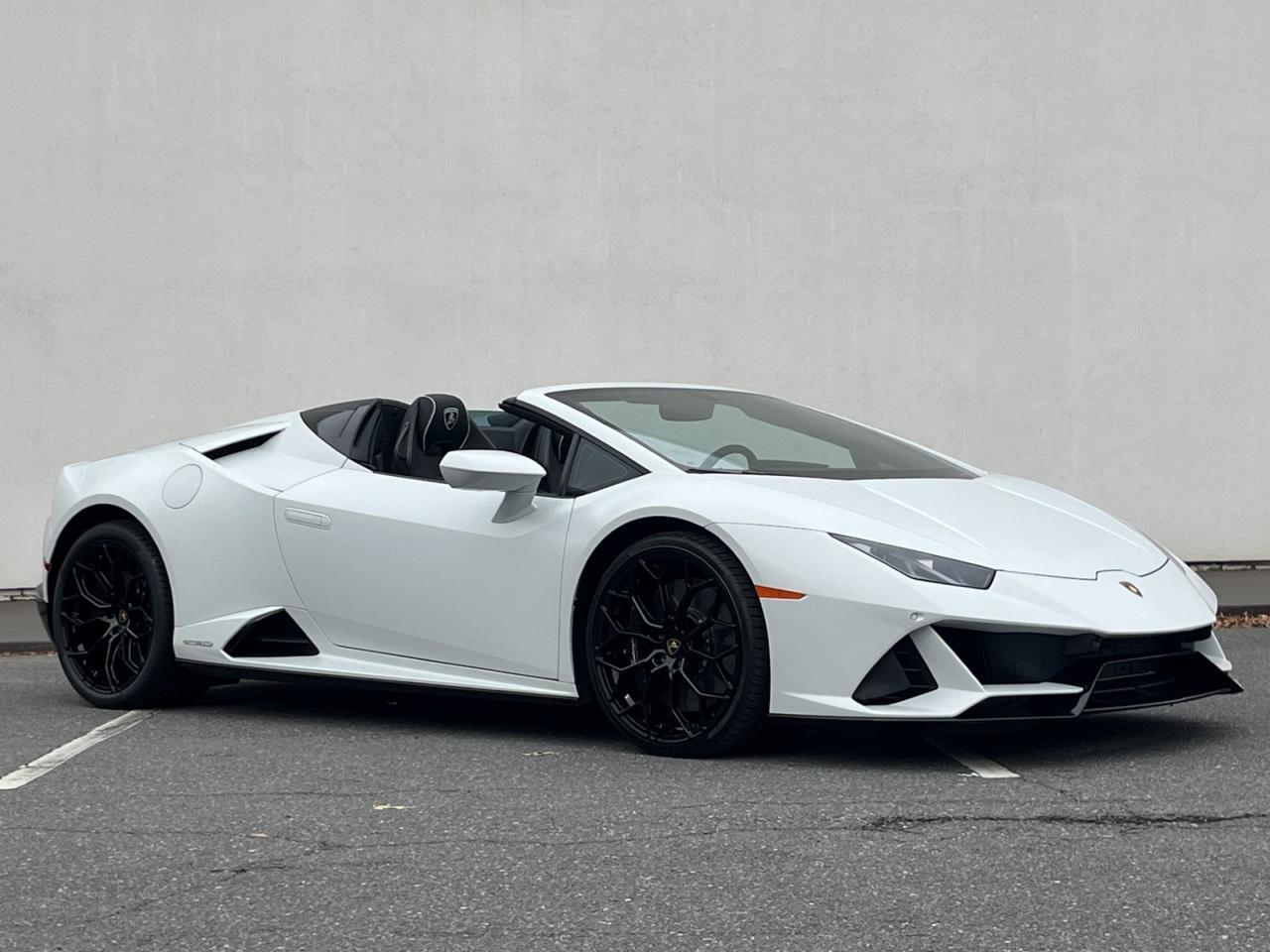 2024 Lamborghini Huracan EVO AWD Spyder