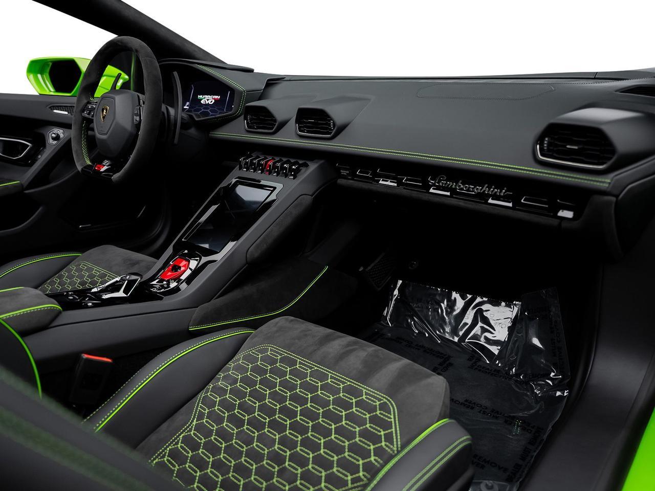 2024 Lamborghini Huracan EVO Base