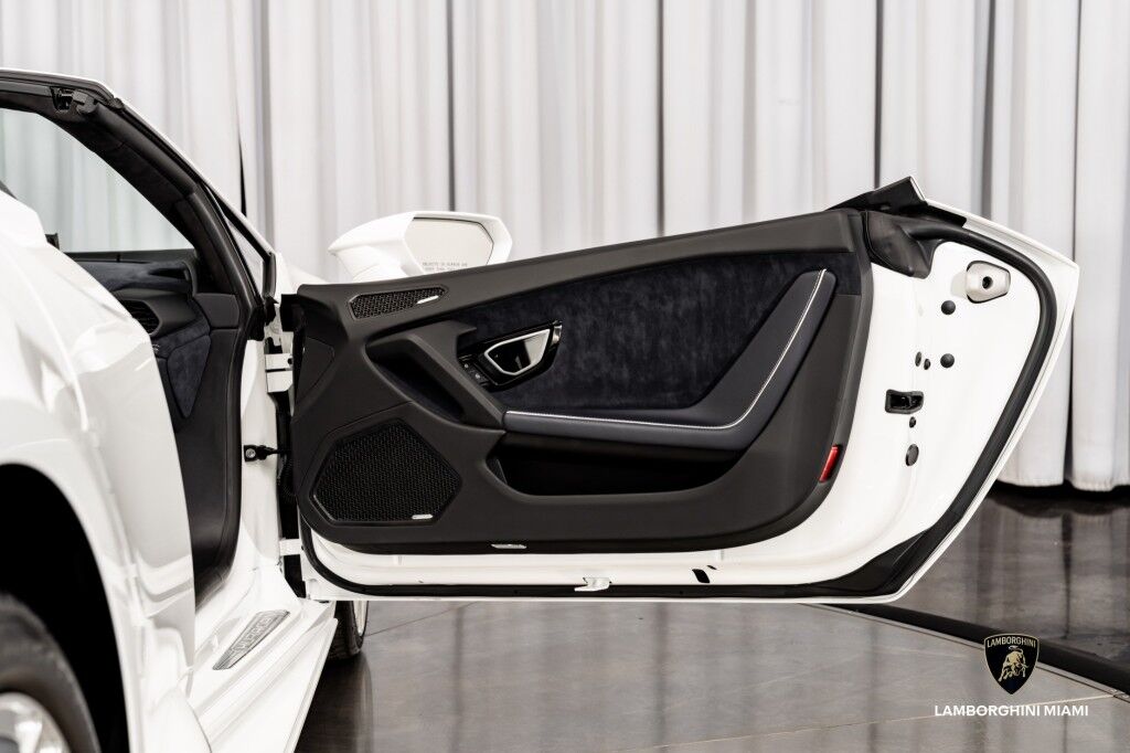 2024 Lamborghini Huracan EVO Spyder North Miami Beach FL