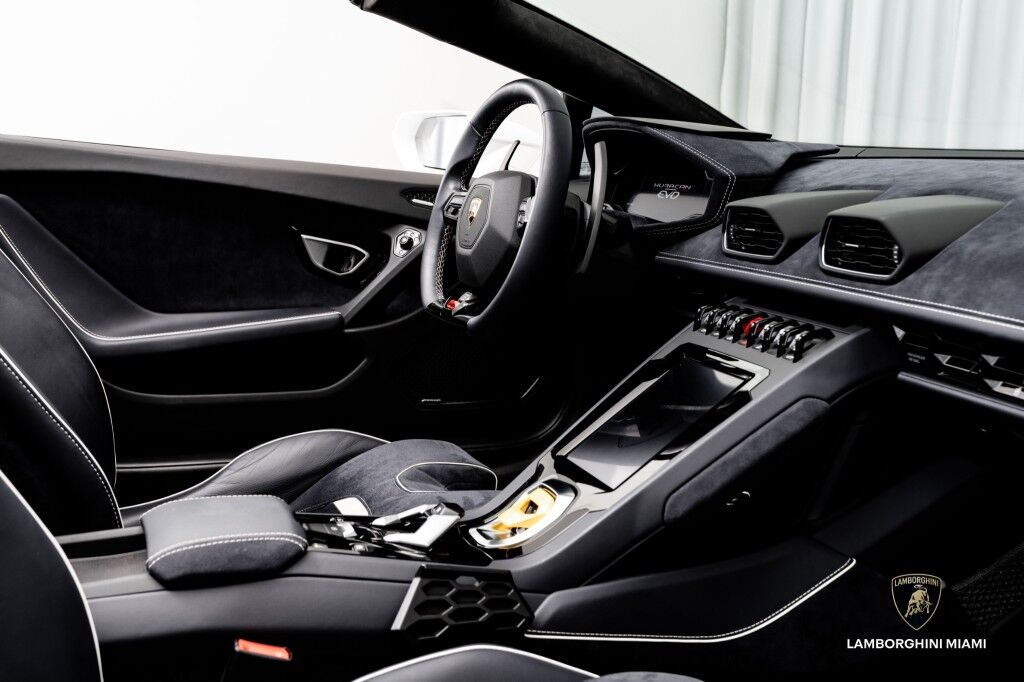 2024 Lamborghini Huracan EVO Spyder North Miami Beach FL