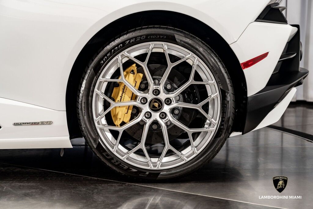 2024 Lamborghini Huracan EVO Spyder North Miami Beach FL