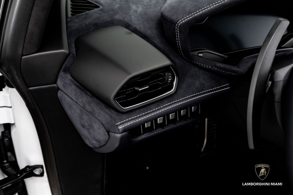 2024 Lamborghini Huracan EVO Spyder North Miami Beach FL