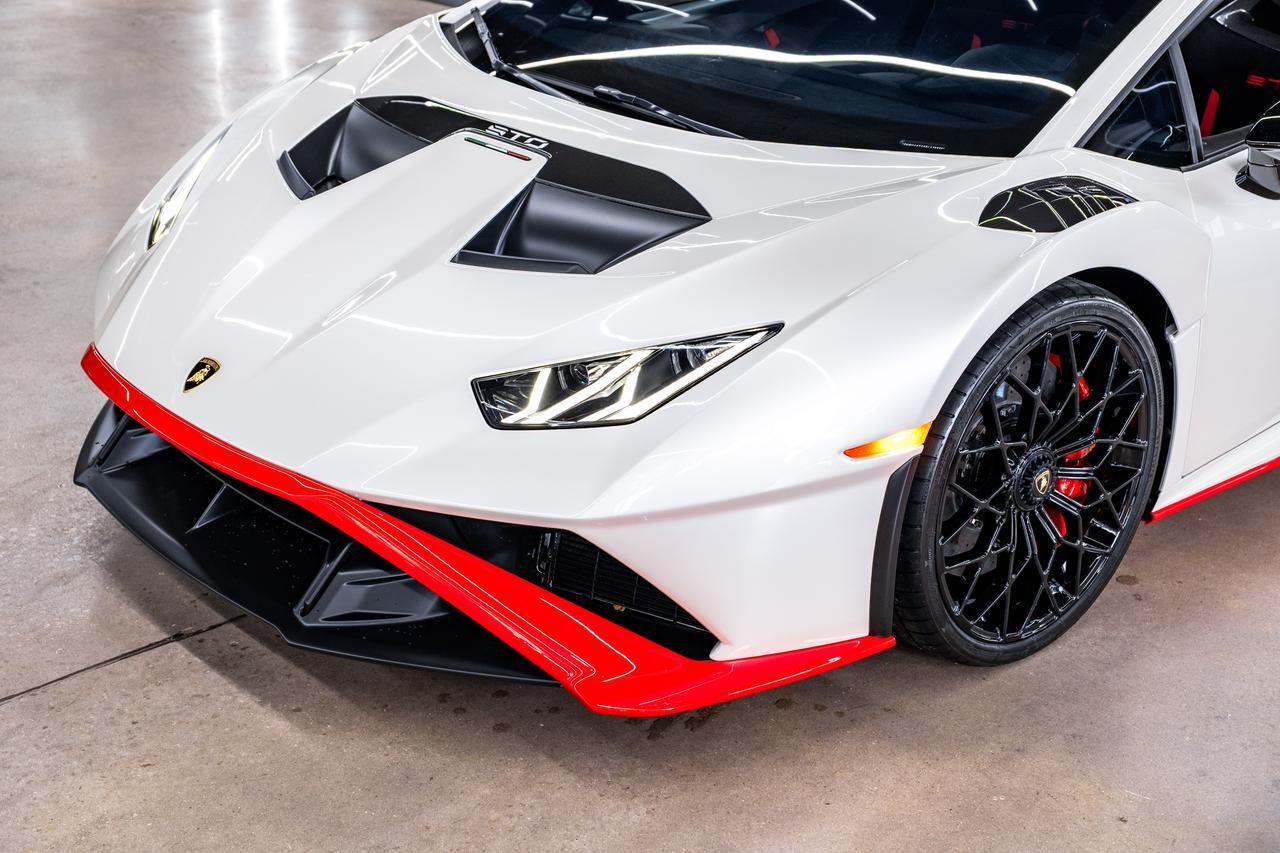 2024 Lamborghini Huracan STO Base Miami FL