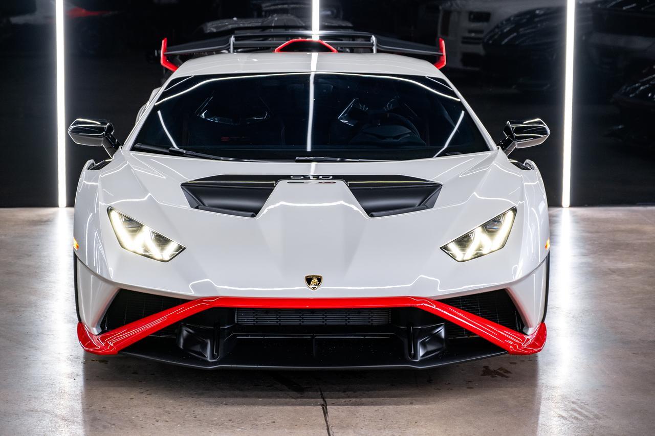 2024 Lamborghini Huracan STO Base Miami FL