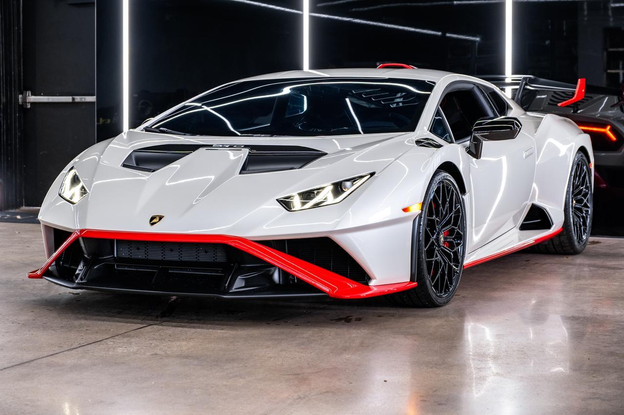 2024 Lamborghini Huracan STO Base Miami FL