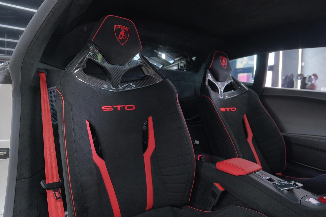 2024 Lamborghini Huracan STO Base Miami FL