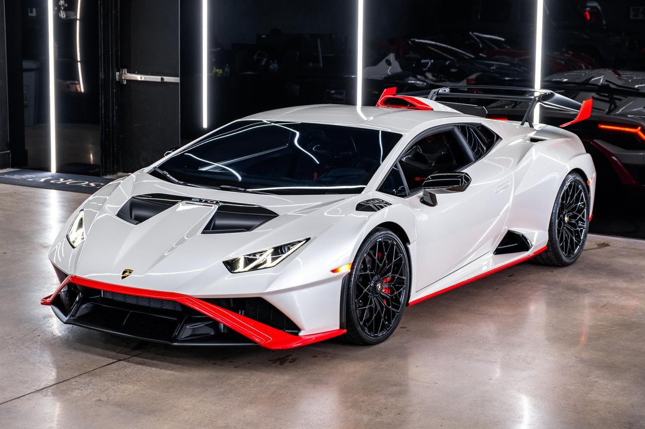2024 Lamborghini Huracan STO Base Miami FL