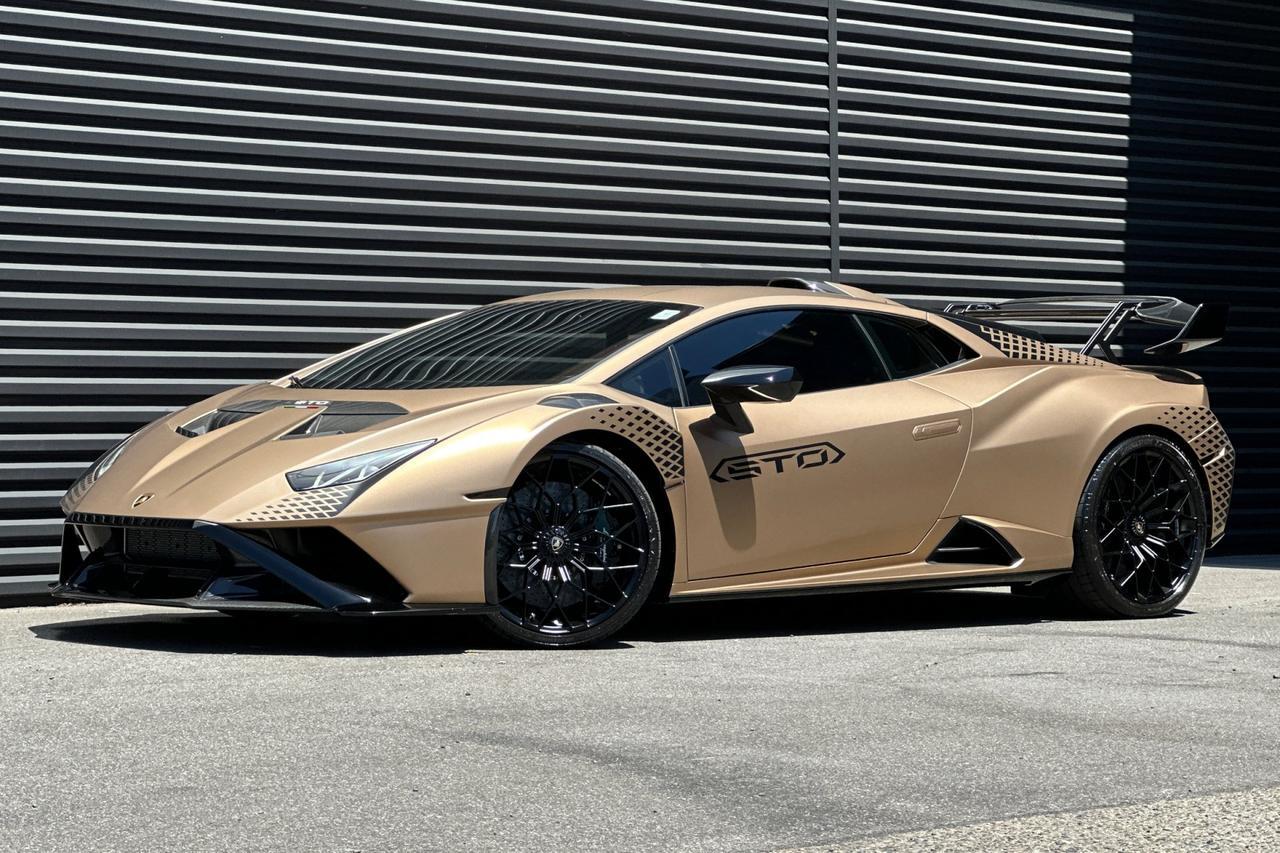2024 Lamborghini Huracan STO STO