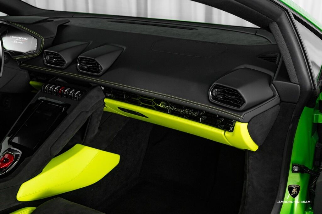 2024 Lamborghini Huracan Sterrato North Miami Beach FL