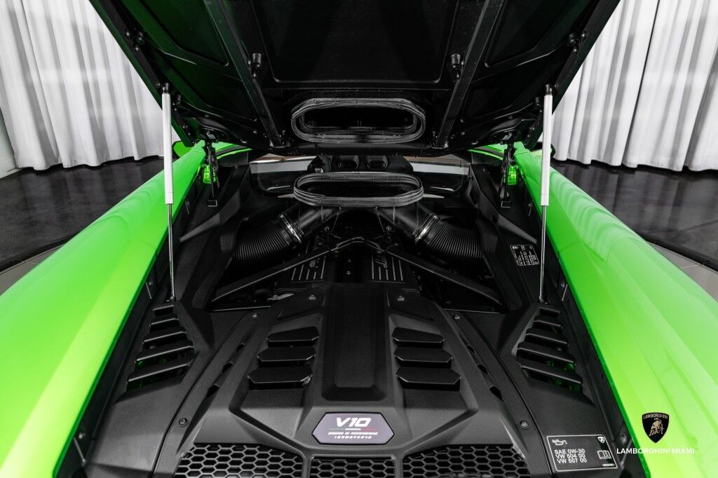 2024 Lamborghini Huracan Sterrato North Miami Beach FL