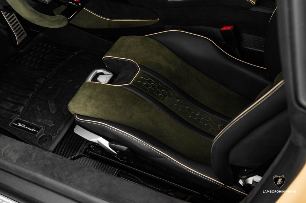 2024 Lamborghini Huracan Sterrato ALPHA North Miami Beach FL