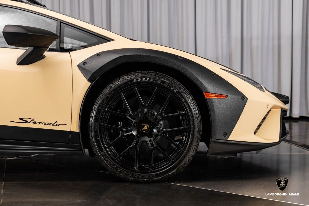2024 Lamborghini Huracan Sterrato ALPHA North Miami Beach FL