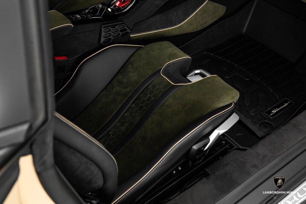 2024 Lamborghini Huracan Sterrato ALPHA North Miami Beach FL