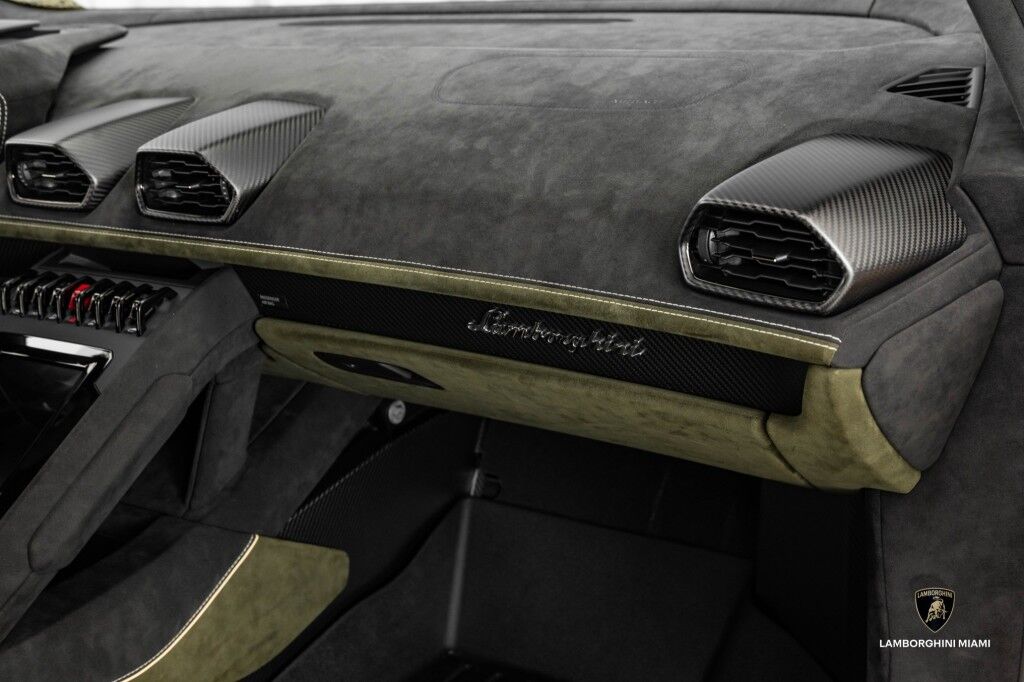 2024 Lamborghini Huracan Sterrato ALPHA North Miami Beach FL