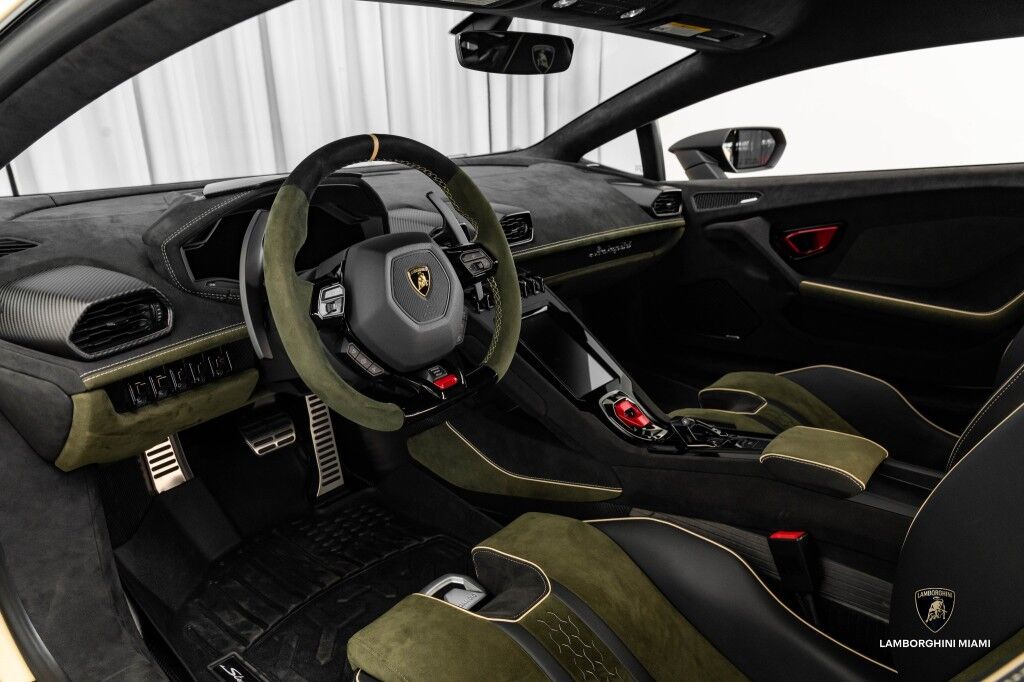 2024 Lamborghini Huracan Sterrato ALPHA North Miami Beach FL