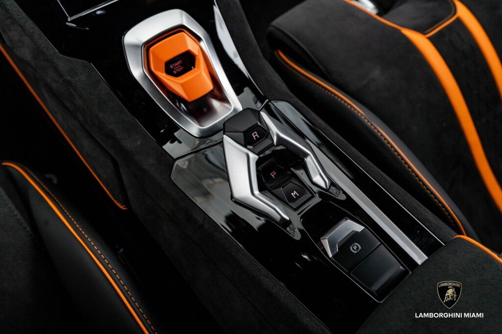 2024 Lamborghini Huracan Sterrato Alpha North Miami Beach FL
