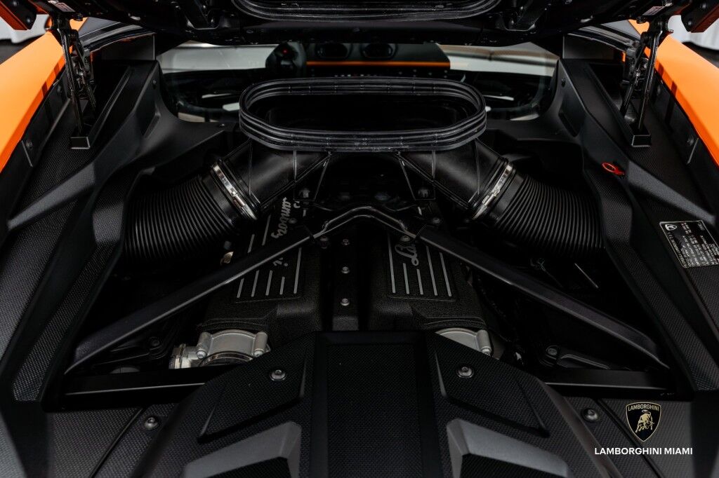 2024 Lamborghini Huracan Sterrato Alpha North Miami Beach FL