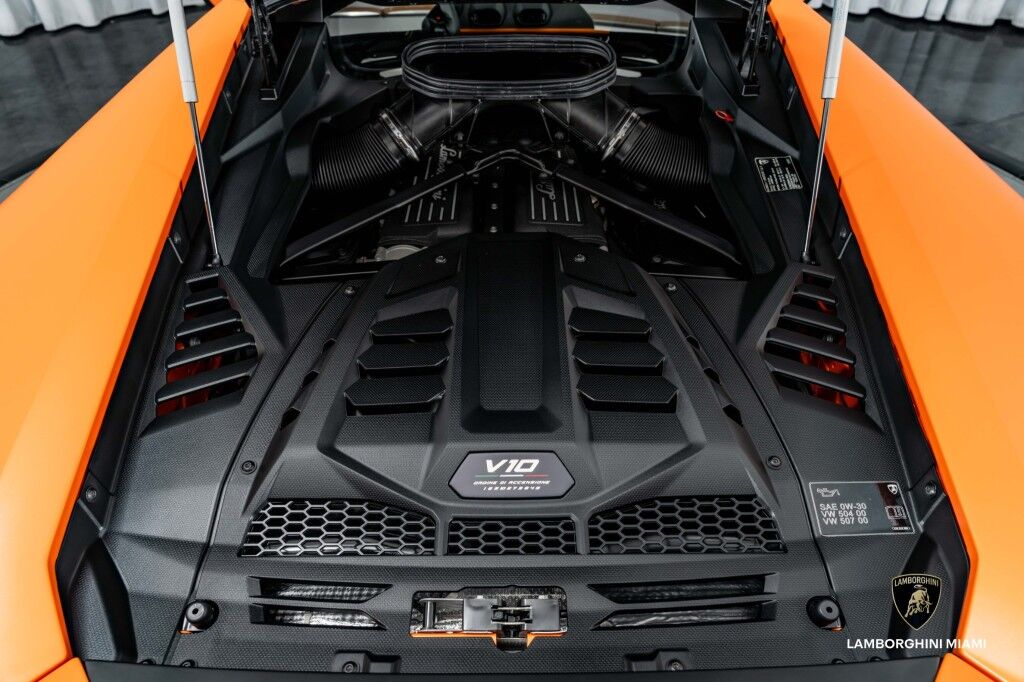 2024 Lamborghini Huracan Sterrato Alpha North Miami Beach FL