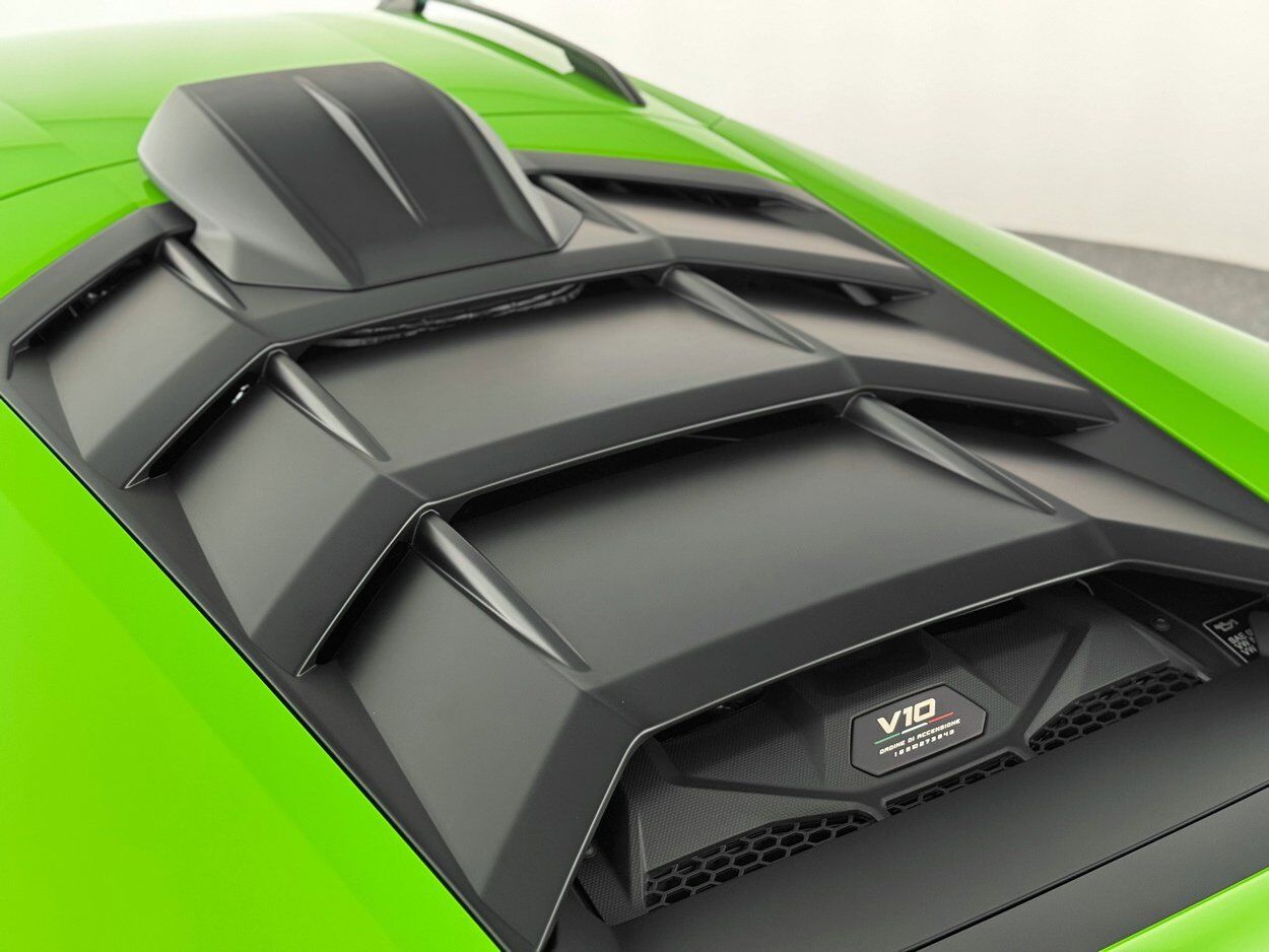 2024 Lamborghini Huracan Sterrato Base Bellevue WA