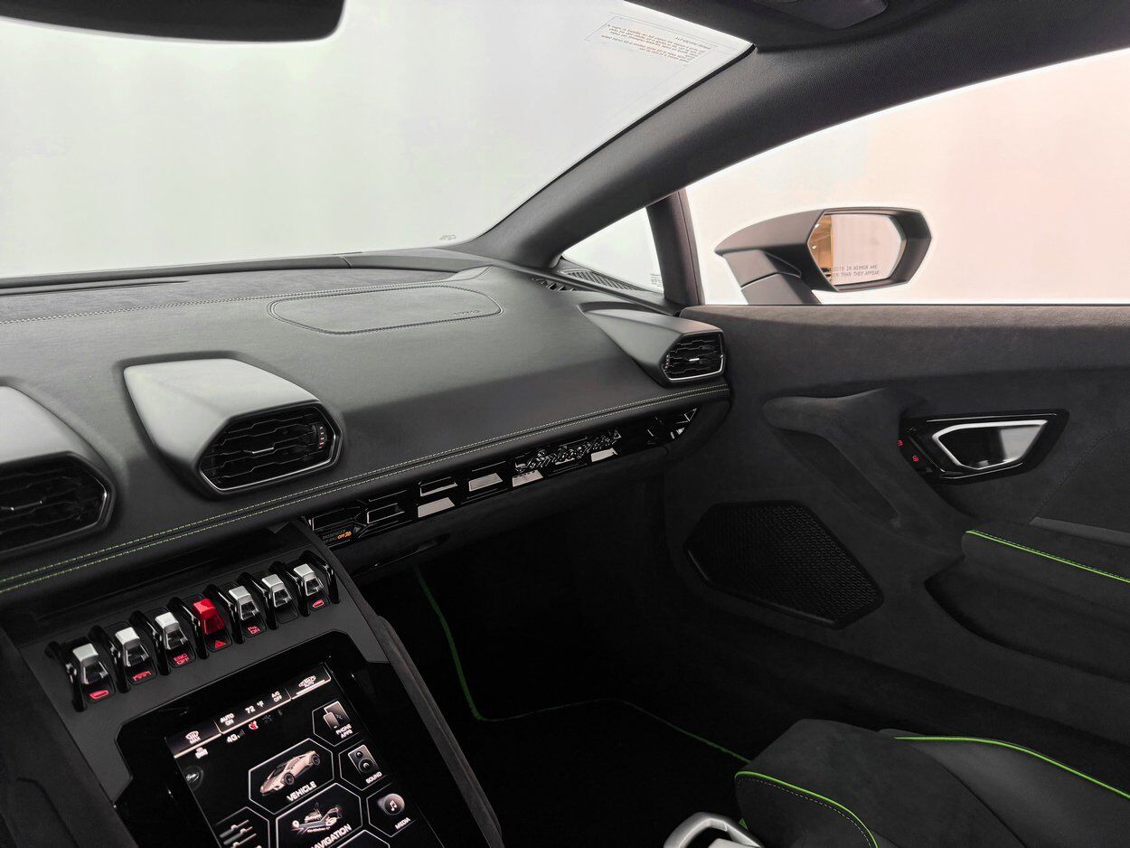 2024 Lamborghini Huracan Sterrato Base Bellevue WA