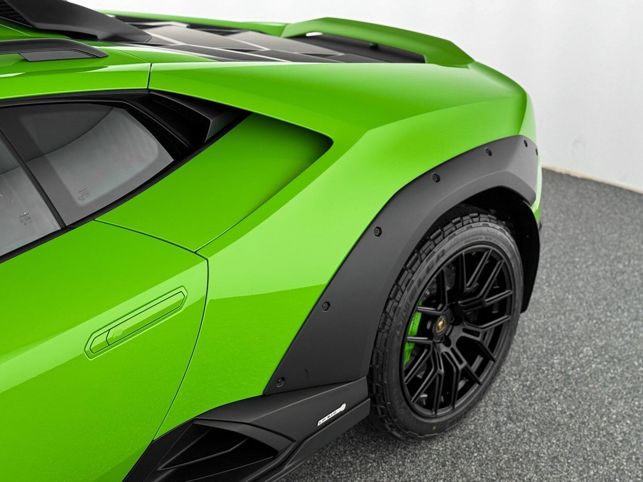 2024 Lamborghini Huracan Sterrato Base Bellevue WA