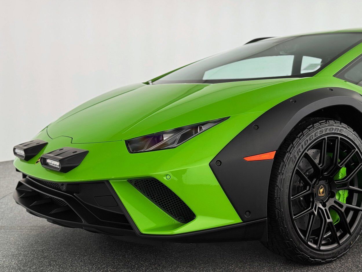2024 Lamborghini Huracan Sterrato Base Bellevue WA