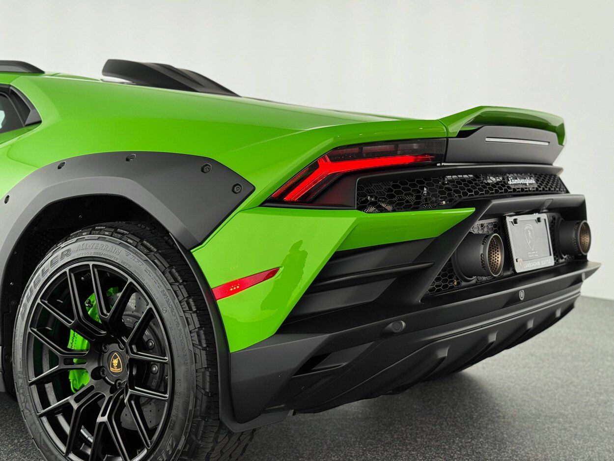2024 Lamborghini Huracan Sterrato Base Bellevue WA
