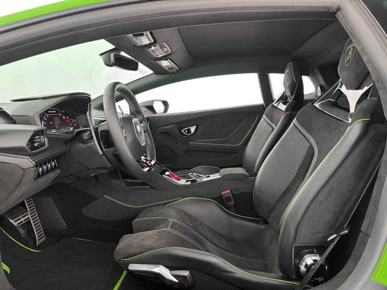 2024 Lamborghini Huracan Sterrato Base Bellevue WA