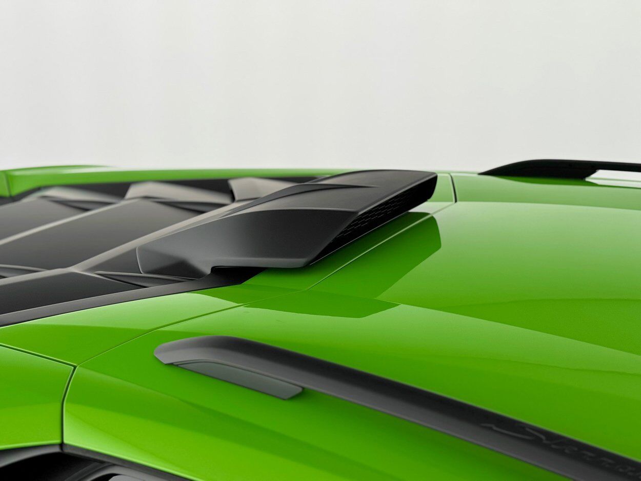 2024 Lamborghini Huracan Sterrato Base Bellevue WA