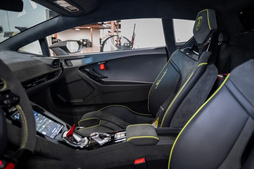 2024 Lamborghini Huracan Sterrato Base Ft Lauderdale FL