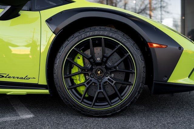 2024 Lamborghini Huracan Sterrato Base Paramus NJ
