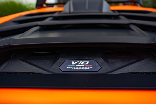 2024 Lamborghini Huracan Sterrato Base Paramus NJ