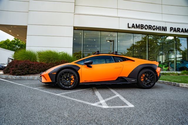 2024 Lamborghini Huracan Sterrato Base Paramus NJ