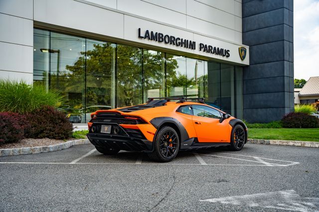 2024 Lamborghini Huracan Sterrato Base Paramus NJ