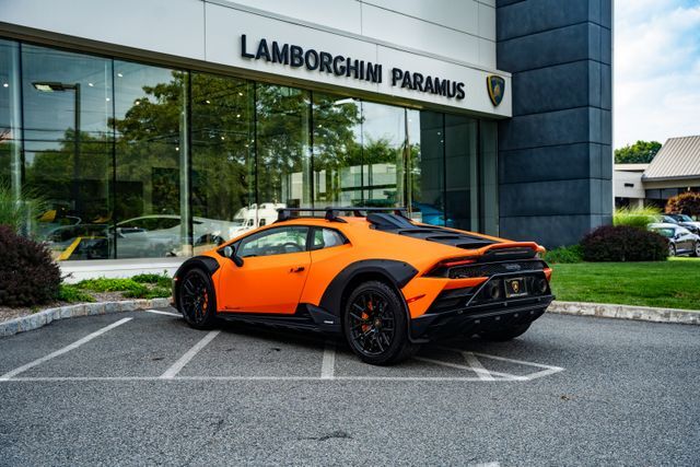 2024 Lamborghini Huracan Sterrato Base Paramus NJ