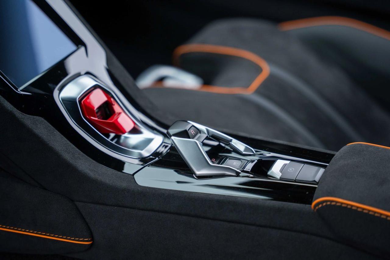 2024 Lamborghini Huracan Sterrato Coupe 2D St. Louis MO