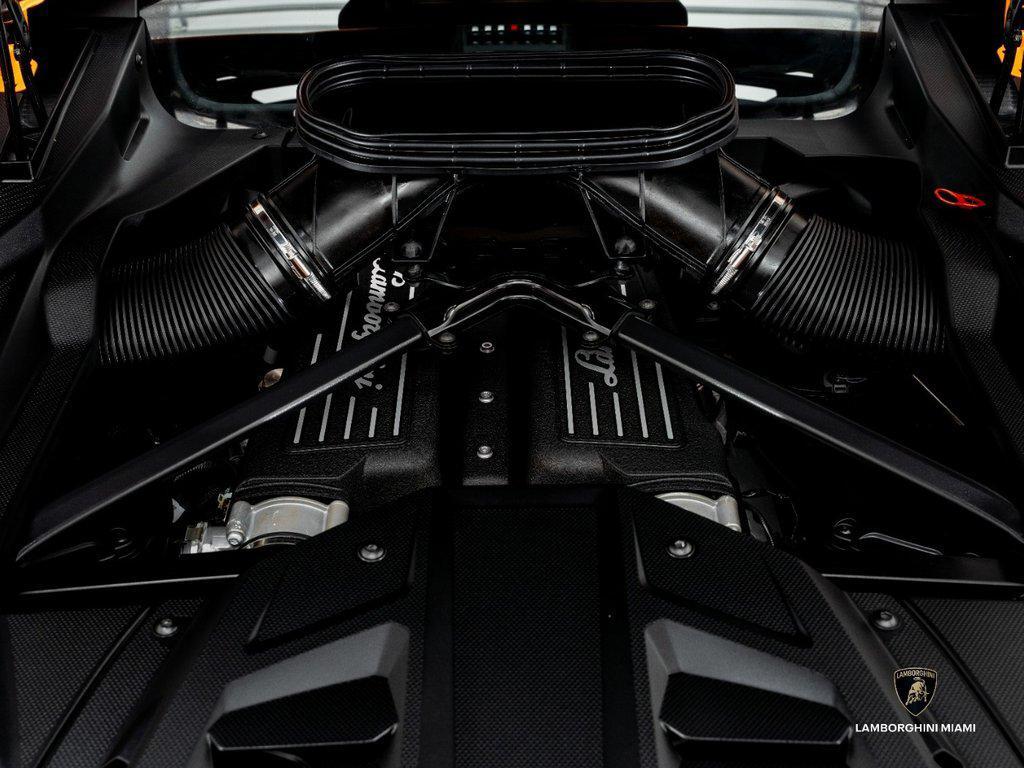 2024 Lamborghini Huracan Sterrato Coupe North Miami Beach FL