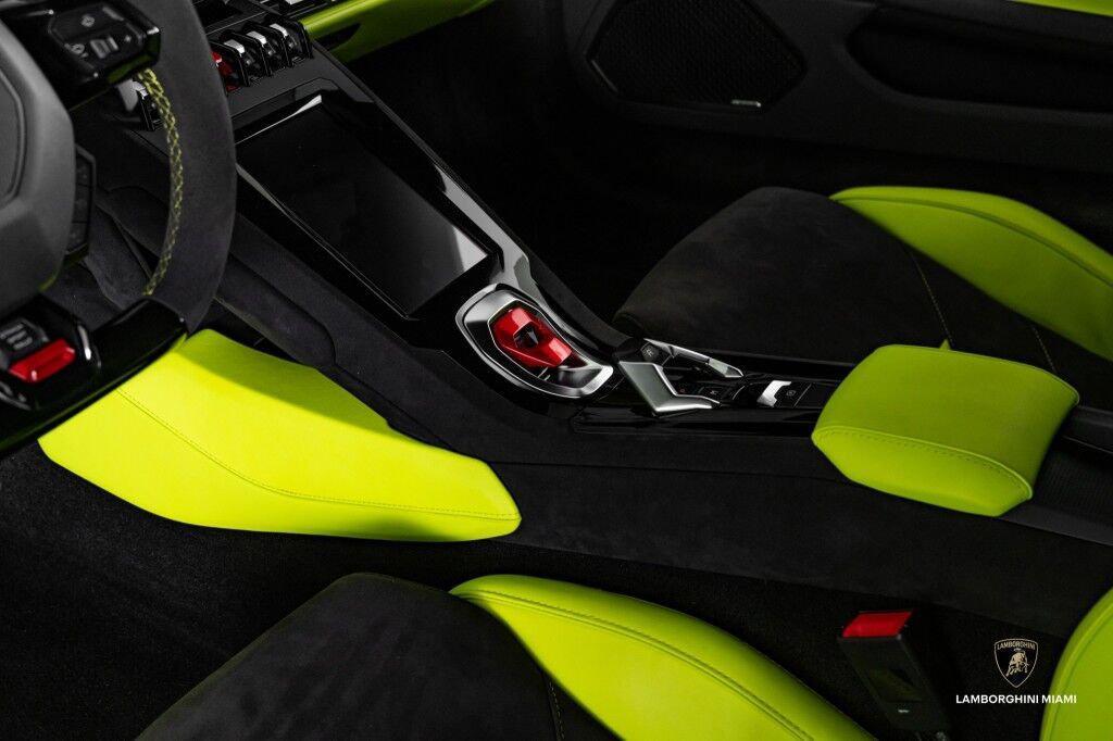 2024 Lamborghini Huracan Sterrato Coupe North Miami Beach FL