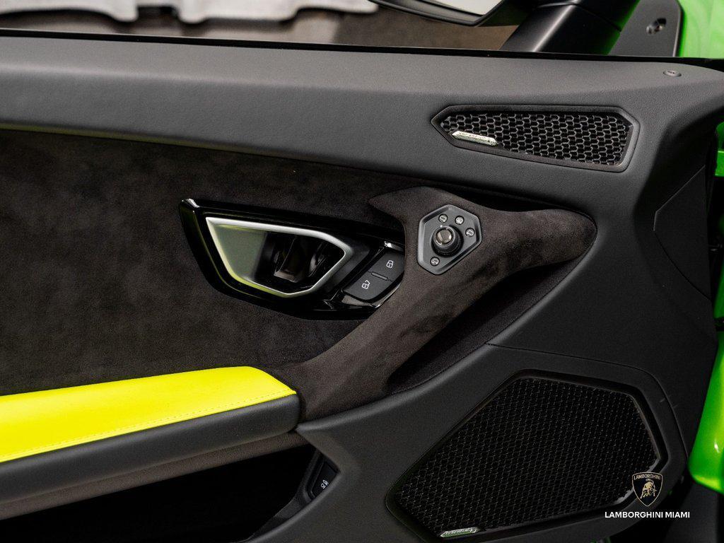2024 Lamborghini Huracan Sterrato Coupe North Miami Beach FL